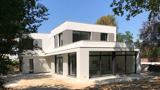 LE VESINET – CONTEMPORARY HOUSE